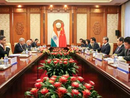 india china should respect each others concerns manage differences eam s jaishankar | भारत, चीन को एक-दूसरे की ‘मुख्य चिंताओं’ का सम्मान करना चाहिए : विदेश मंत्री एस जयशंकर