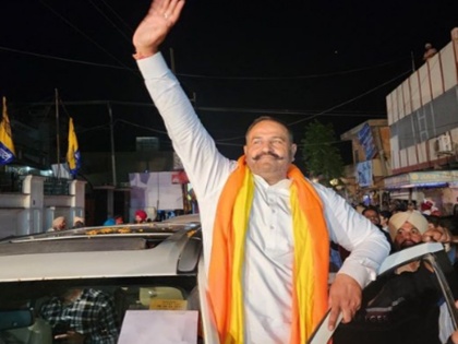 Jalandhar by-election result AAP's Sushil Rinku leading over Congress's Karamjit Kaur by more than 25,000 votes | Jalandhar by-election result: आधे से ज्यादा मतों की गिनती पूरी, आप के सुशील रिंकू कांग्रेस की करमजीत कौर से 25,000 से अधिक वोटों से आगे, जानें भाजपा का हाल