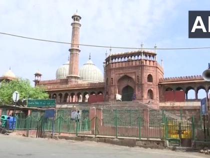 CoronavirusLockdown Mosques and shrines closed first day holy month Ramzan | इमामों ने की अपील, हमें कोरोना को हराना है, घर में रखकर नमाज अदा कीजिए, मस्जिदों में भीड़ नहीं लगानी है CoronavirusLockdown Mosques and shrines closed first day holy month Ramzan | इमामों ने की अपील, हमें कोरोना को हराना है, घर में रखकर नमाज अदा कीजिए, मस्जिदों में भीड़ नहीं लगानी है
