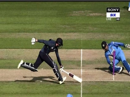 Ind vs Eng, 3rd ODI: MS Dhoni whips the bails with one hand to run out James Vince | Ind vs Eng: फिटनेस में धोनी आज भी किसी युवा विकेटकीपर से नहीं हैं कम, ये रन आउट है सबसे बड़ा सबूत