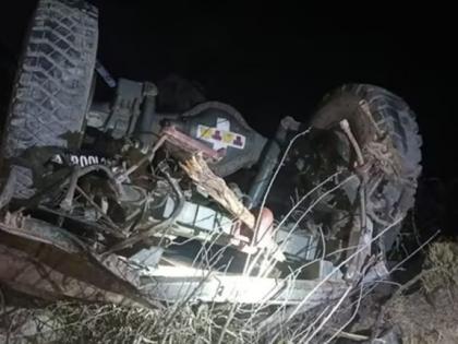 Jammu and Kashmir Army vehicle in ditch, 4 dead and 2 injured | Jammu and Kashmir: सेना का वाहन खाई में, 4 की मौत और 2 जख्मी Jammu and Kashmir Army vehicle in ditch, 4 dead and 2 injured | Jammu and Kashmir: सेना का वाहन खाई में, 4 की मौत और 2 जख्मी