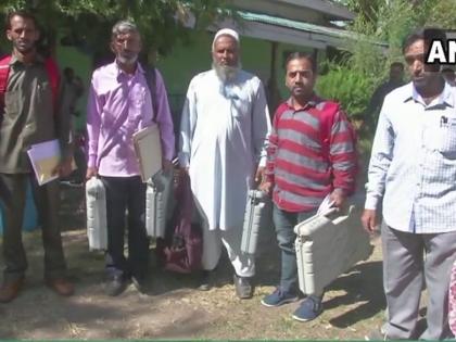 Jammu Kashmir Assembly Elections 2024 Jamaat-e-Islami has created a challenge by fielding candidates preparing to contest elections on more than a dozen seats | Jammu Kashmir Assembly Elections 2024: जमायते इस्लामी ने उम्मीदवार मैदान में उतार चुनौती पैदा कर ही दी, एक दर्जन से ज्यादा सीटों पर चुनाव लड़ने की तैयारी