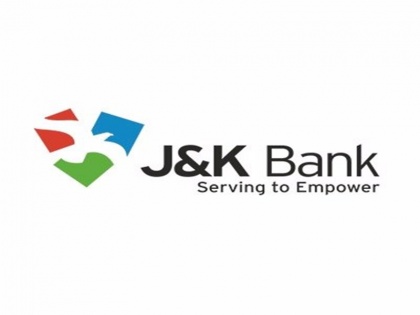 Jammu Kashmir Bank chief manager suspended action taken disclosure of links with terrorist org Pakistan ISI | जम्मू और कश्मीर बैंक के मुख्य प्रबंधक निलंबित, आतंकवादी संगठनों और पाकिस्तान के ISI से संबंध के खुलासे पर हुई कार्रवाई