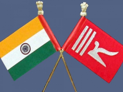 Jammu kashmir Flag history and significance, now scrap by article 370 | जम्मू कश्मीर के 'लाल झंडे' का इतिहास, जानें इसकी बनावट से जुड़ी रोचक बातें