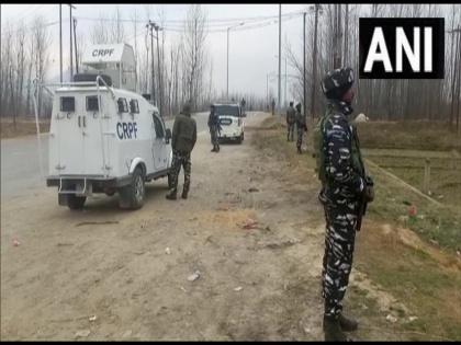 Encounter in South Kashmir's Avantipora area one terrorist killed two army personnel injured | दक्षिणी कश्मीर के अवंतिपोरा इलाके में मुठभेड़, एक आतंकी ढेर, सेना के दो जवान घायल