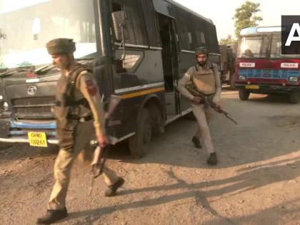 Jammu Terror Attack watch Rapid terrorist attacks one terrorist killed in Hiranagar soldier martyred 6 soldiers injured in Doda see video | Jammu Terror Attack: जम्मू में ताबड़तोड़ हमले, हीरानगर में एक आतंकी ढेर, जवान शहीद, डोडा में 6 सैनिक जख्मी Jammu Terror Attack watch Rapid terrorist attacks one terrorist killed in Hiranagar soldier martyred 6 soldiers injured in Doda see video | Jammu Terror Attack: जम्मू में ताबड़तोड़ हमले, हीरानगर में एक आतंकी ढेर, जवान शहीद, डोडा में 6 सैनिक जख्मी