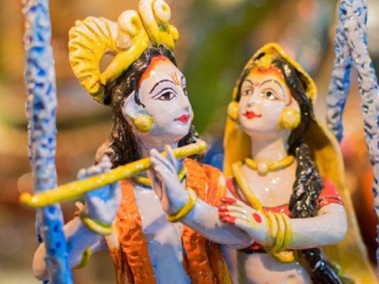 Krishna Janmashtami 2019 date puja shubh Muhurat and puja vidhi | Janmashtami 2019: गृहस्थ के लिए जन्माष्टमी आज, आधी रात को इतने बजे से पहले जरूर कर लें भगवान कृष्ण की पूजा