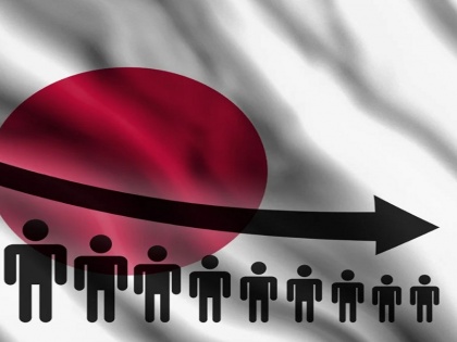 Birth rate fell in Japan for the eighth consecutive year, decreasing population became a big reason for concern | जापान में लगातार आठवें साल गिरी जन्मदर, घटती जनसंख्या बनी चिंता की बड़ी वजह