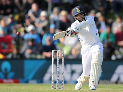 Video: Jasprit Bumrah hits a shot, the ball hit the bowler's head | Video: जसप्रीत बुमराह ने जड़ा शॉट, गेंदबाज के सिर पर लगी बॉल, देखें वायरल वीडियो