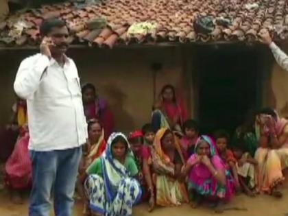 Jharkhand: A 58 year old woman died allegedly due to starvation in Dumri area of Giridih district | शर्मनाक: झारखंड में भूख की वजह से महिला की मौत, राशन कार्ड ना होने की वजह से नहीं मिलता था राशन