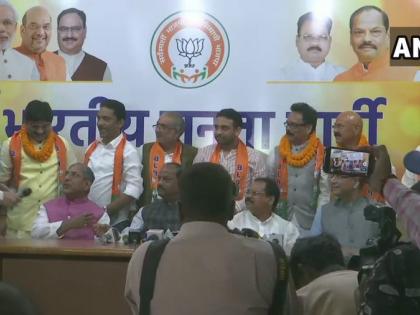 Jharkhand Election: 6 MLAs from opposition parties joins BJP, things to know | झारखंड चुनावः बीजेपी में शामिल हुए विपक्षी पार्टियों के 6 विधायक, मनपसंद सीट से टिकट का वादा