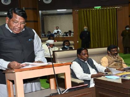 Jharkhand Budget 2022 Hemant Soren government presented budget Rs 101101 crore focus education, health and agriculture big things | Jharkhand Budget: सोरेन सरकार ने 101101 करोड़ रुपये का बजट पेश, खेती के लिए 100 यूनिट बिजली मुफ्त, 15 लाख बच्चों को गर्म पोशाक, जानें क्या खास