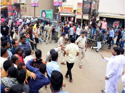 Jharkhand: two groups of Congress workers clash in ranchi | झारखंडः कांग्रेस मुख्यालय बना रणक्षेत्र, प्रदेश अध्यक्ष और पूर्व केन्द्रीय समर्थक आपस में भिड़े, जमकर हुई मारपीट Jharkhand: two groups of Congress workers clash in ranchi | झारखंडः कांग्रेस मुख्यालय बना रणक्षेत्र, प्रदेश अध्यक्ष और पूर्व केन्द्रीय समर्थक आपस में भिड़े, जमकर हुई मारपीट