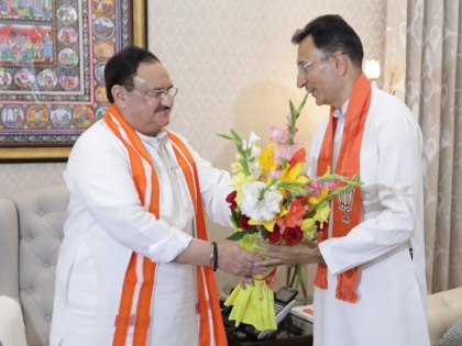 Congress leader Jitin Prasada joins the BJP ahead of 2022 Uttar Pradesh elections meet amit shah jp nadda | भाजपा अध्यक्ष जेपी नड्डा और अमित शाह से मिले जितिन प्रसाद, कहा-पीएम मोदी के नेतृत्व से प्रभावित होकर बीजेपी में शामिल हुआ