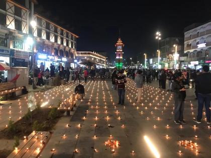 Watch Diwali celebrations Lal Chowk Beautiful & Grand Srinagar celebration historic clock tower illuminated lamps and lights see photos and video | Watch Diwali celebrations Lal Chowk: श्रीनगर के मशहूर लाल चौक पर ऐतिहासिक घंटाघर के पास दिवाली उत्सव?, दीये और रोशनी से जगमग, देखें फोटो और वीडियो Watch Diwali celebrations Lal Chowk Beautiful & Grand Srinagar celebration historic clock tower illuminated lamps and lights see photos and video | Watch Diwali celebrations Lal Chowk: श्रीनगर के मशहूर लाल चौक पर ऐतिहासिक घंटाघर के पास दिवाली उत्सव?, दीये और रोशनी से जगमग, देखें फोटो और वीडियो