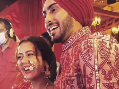 Neha Kakkar Updates Her Name On Instagram After Marriage | शादी के बाद नेहा कक्कड़ ने सोशल मीडिया पर बदला नाम, जानिए क्या किया है अब?
