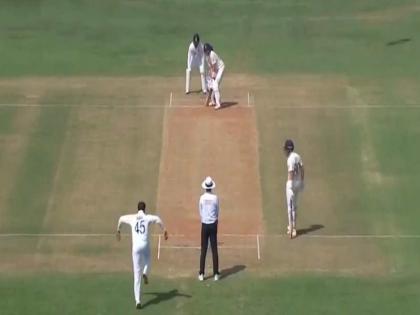 Rohit Harbhajan Sharma Twitter erupts as Hitman imitates Bhajji bowling action against Joe Root | IND v ENG: हरभजन सिंह के अंदाज में गेंदबाजी करते नजर आए रोहित शर्मा, फैंस लेने लगे मजे