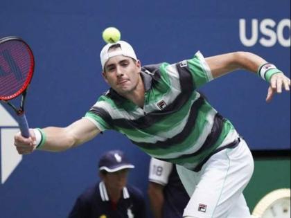 US Open 2018: John Isner loses to Juan Martin del Potro in quarter-final | यूएस ओपन 2018: बेहद गर्म मौसम में जॉन इस्नर ने 11 बार बदली शर्ट, पर क्वॉर्टर फाइनल में डेल पोत्रो से हारे