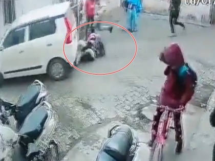 Kanjhawala like incident in UP Hardoi car hit and dragged 15-year-old student for one km video viral | यूपी के हरदोई में कंझावला जैसी घटना, 15 वर्षीय छात्र को टक्कर मारने के बाद 1 किमी तक घसीटती रही कार, वीडियो वायरल