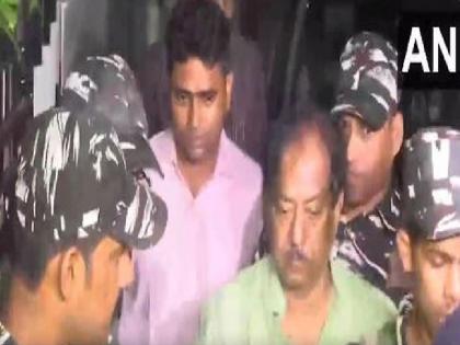 West Bengal Mamata government minister Jyotipriya Malik arrested ED big action in ration scam case | पश्चिम बंगाल: ममता सरकार के मंत्री ज्योतिप्रिय मलिक गिरफ्तार, राशन घोटाला मामले में ईडी की बड़ी कार्रवाई
