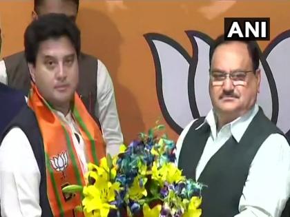 Taja Khabar: After resigning from Congress, Jyotiraditya Scindia became BJP, JP Nadda made administered party membership | Taja Khabar: कांग्रेस से इस्तीफा देने के बाद ज्योतिरादित्य सिंधिया बीजेपी के हुए, जेपी नड्डा ने कहा- आज ये बहुत खुशी का विषय है Taja Khabar: After resigning from Congress, Jyotiraditya Scindia became BJP, JP Nadda made administered party membership | Taja Khabar: कांग्रेस से इस्तीफा देने के बाद ज्योतिरादित्य सिंधिया बीजेपी के हुए, जेपी नड्डा ने कहा- आज ये बहुत खुशी का विषय है