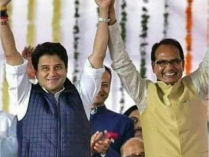 Madhya Pradesh bjp Jyotiraditya Scindia returns defeating Corona, CM Chauhan's tweet My Anuj returned home recovering | कोरोना को हराकर लौटे ज्योतिरादित्य सिंधिया, सीएम चौहान का ट्वीट- मेरे अनुज स्वस्थ होकर घर लौटे