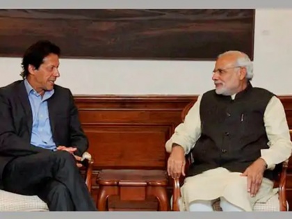 Pakistani PM Imran Khan offers live debate with pm narendra Modi on tv | पीएम नरेंद्र मोदी से टीवी पर लाइव डिबेट करना चाहते हैं पाकिस्तानी पीएम इमरान खान, कहा- मैं इंडिया को दूसरों से ज्यादा जानता हूँ...