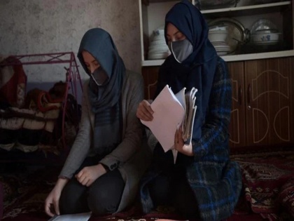 Afghan Women Speak Out On University Ban "Beheading Would've Been Better" | 'इससे अच्छा तो गर्दन कटाना होगा,' विश्वविद्यालय में पढ़ाई बैन पर बोली अफगानी महिला