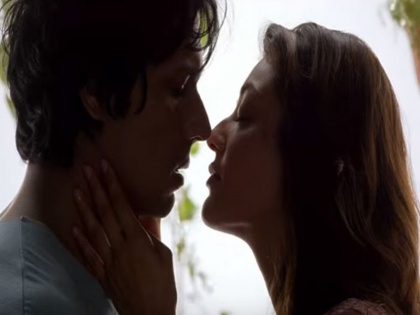 Rani Mukerji and Amitabh Bachchan kiss in Black inspired Kajal Aggarwal to do her first lip lock scene | अमिताभ बच्‍चन-रानी मुखर्जी की 'ब्लैक' फिल्म ने बदल दी काजल अग्रवाल की सोच, फिर रणदीप हुड्डा संग किया 'किस' सीन