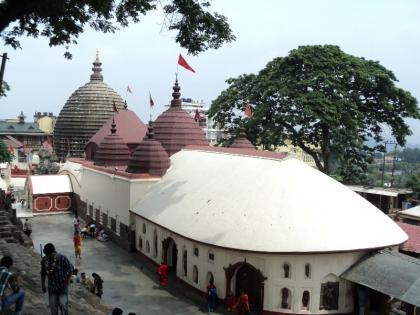 mysterious of kamakhya temple | उस खास समय में क्यों माता की मूर्ति से बहता है 'खून' mysterious of kamakhya temple | उस खास समय में क्यों माता की मूर्ति से बहता है 'खून'
