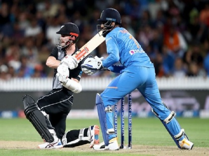 India vs New Zealand, 3rd T20I: Mohammed Shami magic in 20th Over helped India to bring match in Super Over | IND vs NZ: न्यूजीलैंड था जीत के बेहद करीब, फिर कैसे शमी ने शानदार गेंदबाजी से मैच सुपर ओवर में पहुंचाया
