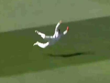 Kane Williamson takes a stunning catch vs England in Auckland Test, watch Video | केन विलियम्सन ने ऑकलैंड टेस्ट में हवा में उछलते हुए पकड़ा लाजवाब कैच! देखें वीडियो