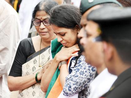 Army Examination Passed Out of Good Numbers to Meet Martyr Husband's Dreams | वीर पत्नी को सैल्यूट! शहीद कौस्तुभ के सपनों को पूरा करने के लिए कनिका ने अच्छे नंबरों से उत्तीर्ण की सेना की परीक्षा