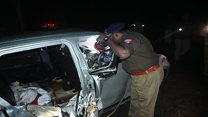 Kanpur Dehat Road Accident Six people two real brothers died after their car fell into deep drain They were return village after attending 'Tilak' ceremony in Bhind | Kanpur Dehat Road Accident: कार के गहरे नाले में गिरने से दो सगे भाइयों सहित छह लोगों की मौत, भिंड में ‘तिलक’ समारोह में भाग लेने के बाद गांव लौट रहे थे... Kanpur Dehat Road Accident Six people two real brothers died after their car fell into deep drain They were return village after attending 'Tilak' ceremony in Bhind | Kanpur Dehat Road Accident: कार के गहरे नाले में गिरने से दो सगे भाइयों सहित छह लोगों की मौत, भिंड में ‘तिलक’ समारोह में भाग लेने के बाद गांव लौट रहे थे...