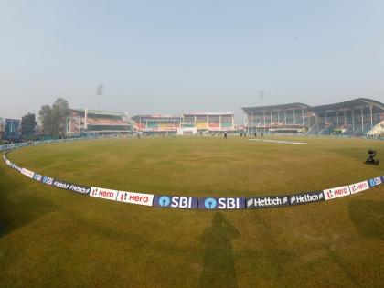 India vs Bangladesh 2024 live updates Kanpur pitch what is black and red soil Everyone get something Curator Shiv Kumar said brought from village near Unnao | Kanpur India vs Bangladesh 2024: आखिर क्या है काली और लाल मिट्टी?, किसको फायदा, स्पिनर या तेज बॉलर को, क्यूरेटर शिव कुमार ने कहा- उन्नाव के पास गांव से...
