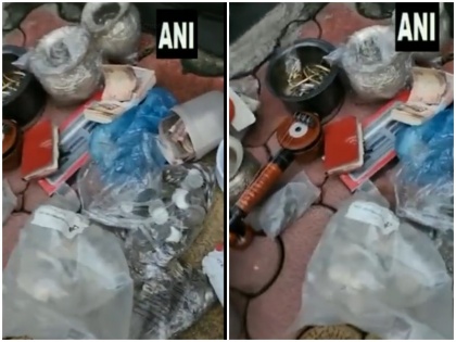Mumbai A bag full of cash coins Ganpati idol etc found outside BJP MLC Prasad Lad residence Investigation on | VIDEO: भाजपा एमएलसी के आवास के बाहर संदिग्ध व्यक्ति ने भारी मात्रा में नकदी, सिक्के और गणपति की मूर्ति भरा बैग छोड़ा, जांच में जुटी पुलिस