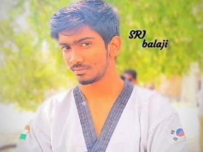 Tamil Nadu Karate Master stunt goes wrong dies after engulfed by fire | वीडियो: कराटे में स्टंट इस युवक पर पड़ा भारी, आग की लपटों से घिर जाने के बाद दर्दनाक हादसे में गई जान