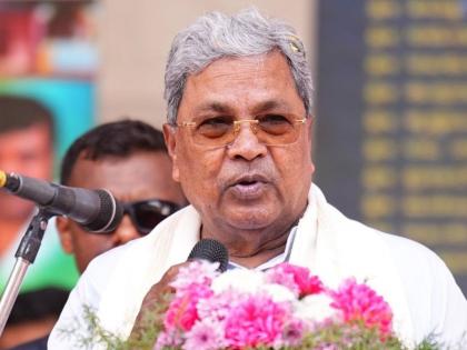 Karnataka Congress crisis Abdul Jabbar CM Siddaramaiah's political secretary Najir Ahmed resigns DK Shivakumar and 20 MLAs in Delhi? | कर्नाटक कांग्रेस संकटः अब्दुल जब्बार के बाद सीएम सिद्धारमैया के राजनीतिक सचिव नजीर अहमद का इस्तीफा, दिल्ली में डीके शिवकुमार और 20 विधायक? Karnataka Congress crisis Abdul Jabbar CM Siddaramaiah's political secretary Najir Ahmed resigns DK Shivakumar and 20 MLAs in Delhi? | कर्नाटक कांग्रेस संकटः अब्दुल जब्बार के बाद सीएम सिद्धारमैया के राजनीतिक सचिव नजीर अहमद का इस्तीफा, दिल्ली में डीके शिवकुमार और 20 विधायक?