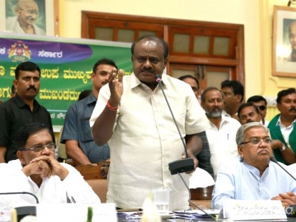 Kumarswamy directs suger factory owners to clear pending dues to sugercane farmers | कर्नाटक के मुख्यमंत्री कुमारस्वामी ने शुगर मिल के मालिकों को दिया निर्देश, जल्द चुकायें किसानों का बकाया