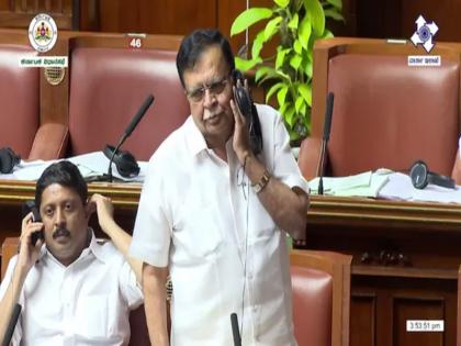 Karnataka Minister claims 48 politicians, including central leaders, honey trapped | कर्नाटक के मंत्री का सनसनीखेज दावा, केंद्रीय नेताओं समेत 48 राजनेता हनी ट्रैप में फंसे