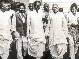 Who was Karpoori Thakur, who was awarded 'Bharat Ratna' posthumously? | Karpoori Thakur: कौन थे कर्पूरी ठाकुर, जिन्हें मरणोपरांत 'भारत रत्न' से नवाजा गया?