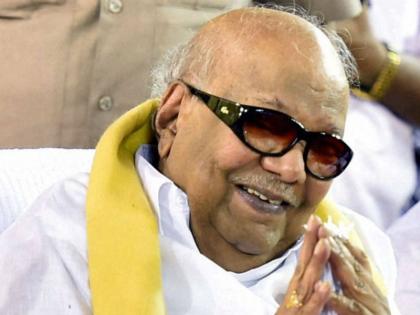 M Karunanidhi is no more: about to karunanidhi political life | फिल्म लेखन से सत्ता हिलाने तक, भारतीय राजनीति के इतिहास में करुणानिधि जैसा रिकॉर्ड किसी का नहीं M Karunanidhi is no more: about to karunanidhi political life | फिल्म लेखन से सत्ता हिलाने तक, भारतीय राजनीति के इतिहास में करुणानिधि जैसा रिकॉर्ड किसी का नहीं