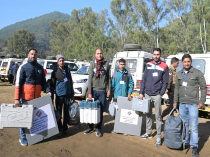 Kedarnath By-Election 2024 Live More than 17 percent voting till 11 am in Kedarnath seat | Kedarnath By-Election 2024 Live: केदारनाथ में तेजी से हो रही वोटिंग, सुबह 11 बजे तक 17% से ज्यादा मतदान