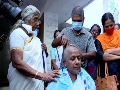 Mahila Congress chief in Kerala shaved head, then resigns from his post, know the reason | केरल में महिला कांग्रेस प्रमुख ने सिर मुंडवाया, फिर अपने पद से दिया इस्तीफा, जानें वजह