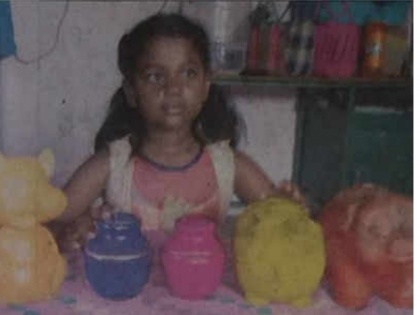 nine years girl offers her life's saving of four years for Kerala flood | Kerala Flood: साइकिल खरीदने के लिए 9 साल की बच्ची ने इकट्ठे किए थे पैसे, पीड़ितों का दर्द देख किए दान