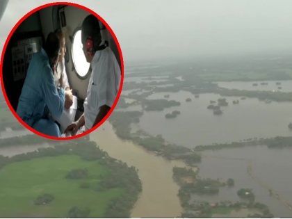 Situation in flood affected Kerala very serious says Rajnath Singh | केरलः गृहमंत्री राजनाथ सिंह ने किया बाढ़ प्रभावित जिलों का हवाई सर्वेक्षण, कहा-स्थिति बहुत गंभीर