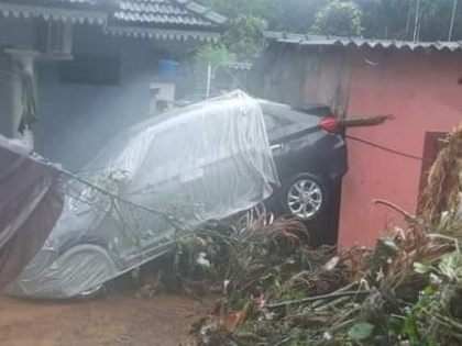 Kerala Floods Death toll rises to 21 rescue ops underway heavy rains, landslides Kottayam 13 and Idukki 8 | Kerala Floods: केरल में भारी बारिश और भूस्खलन, 21 लोगों की मौत, कई लापता, बुजुर्ग महिला ने कहा-'मैंने सब कुछ खो दिया, मैं कहा जाऊं?