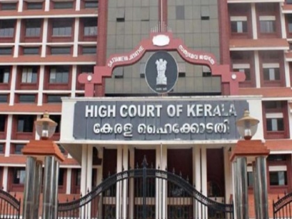 Nudity not always obscene says Kerala HC in half-naked case Rehana Fatima acquitted | 'नग्नता हमेशा अश्लील नहीं', केरल हाईकोर्ट ने अर्ध-नग्न केस में सुनाया फैसला; रेहाना फातिमा को किया बरी