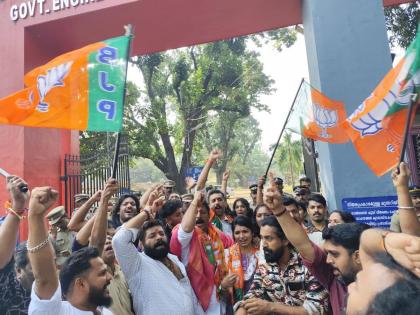 Kerala local body polls 2025 results LIVE Thiruvananthapuram Municipal Corporation 101 seats majority required 51 NDA leading in 49 seats BJP created history | तिरुवनंतपुरम नगर निगम में 101 सीट, बहुमत के लिए 51 सीट, 49 सीट पर आगे NDA, बीजेपी ने रचा इतिहास, तिरुवनंतपुरम नगर निगम में 45 वर्षों से एलडीएफ की सत्ता? Kerala local body polls 2025 results LIVE Thiruvananthapuram Municipal Corporation 101 seats majority required 51 NDA leading in 49 seats BJP created history | तिरुवनंतपुरम नगर निगम में 101 सीट, बहुमत के लिए 51 सीट, 49 सीट पर आगे NDA, बीजेपी ने रचा इतिहास, तिरुवनंतपुरम नगर निगम में 45 वर्षों से एलडीएफ की सत्ता?