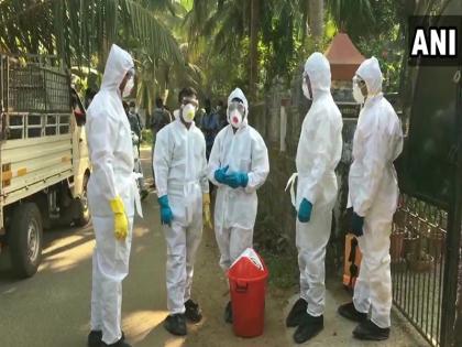 Coronavirus Bird flu outbreak Kerala govt ordered poultry culling | कोराना के बीच केरल में बर्ड फ्लू, प्रभावित इलाके से एक किलोमीटर तक सभी मुर्गा-मुर्गियों को मारने के आदेश